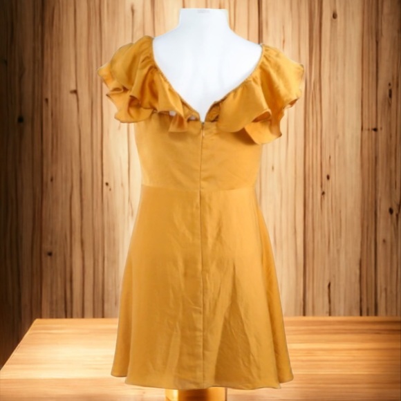 REVOLVE LOVERS + FRIENDS TROPHY DEEP GOLD RUFFLE DRESS SIZE MEDIUM - Picture 5 of 14